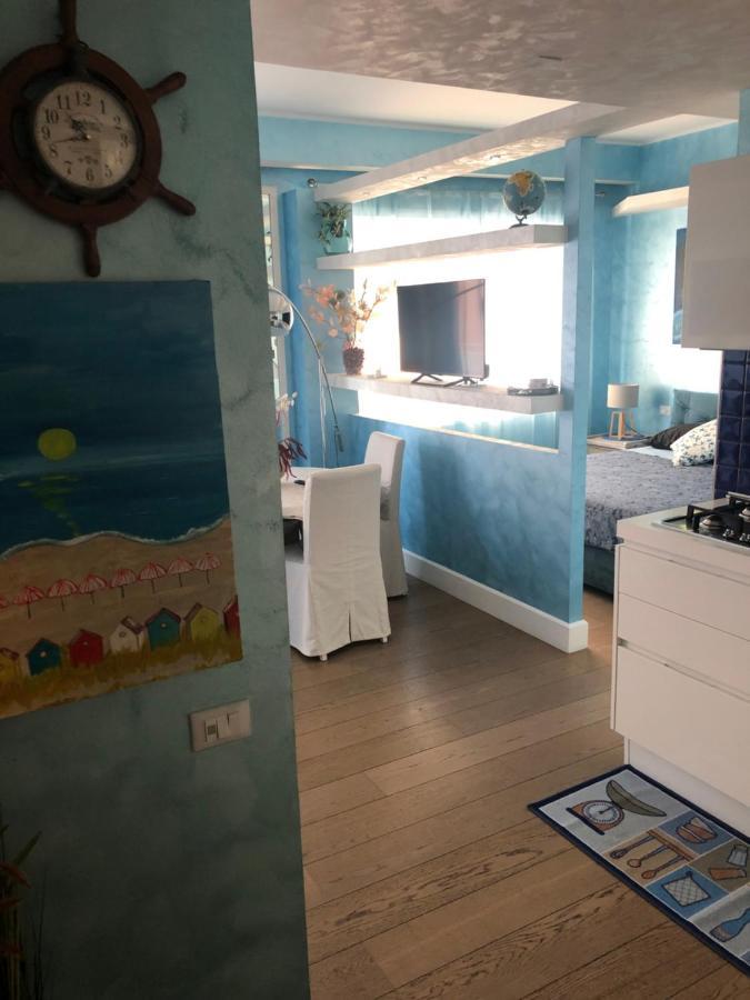 E&C Suites Roma ليدو دي أوستيا المظهر الخارجي الصورة